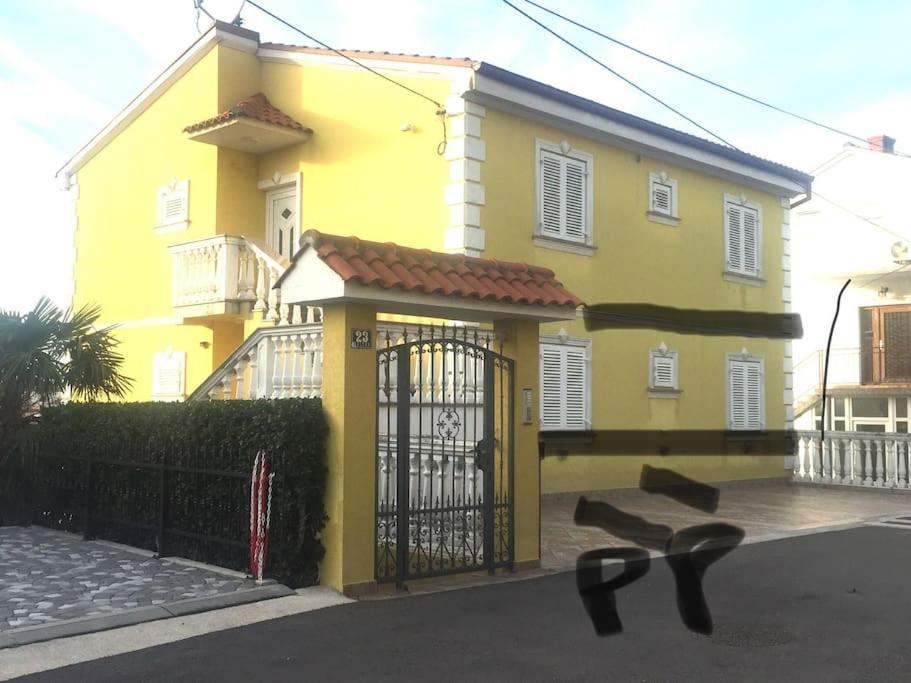 Ferienwohnung Nena In Криквеница Екстериор снимка